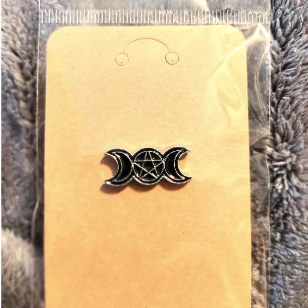 Hecate Triple Moon Goddess Pentagram Enamel Pin - Silver Tone Pagan Accessory